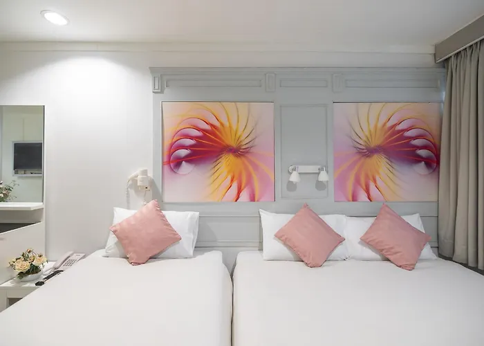 Hotel Pratunam 3*